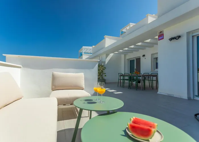 Gran Terraza Con Vistas, Piscina & Wifi - Aparcamiento Privado