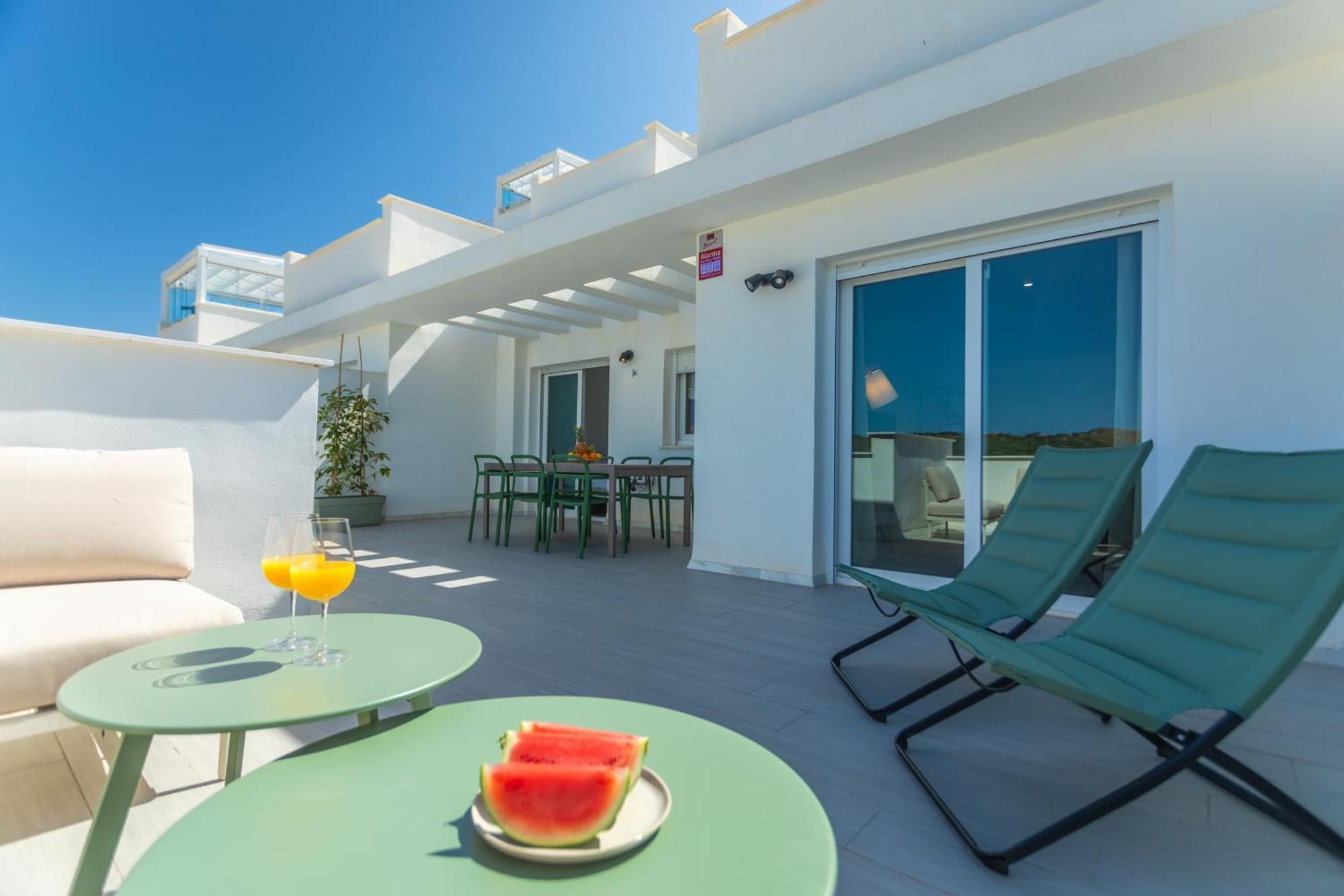Gran Terraza Con Vistas, Piscina & Wifi - Aparcamiento Privado
