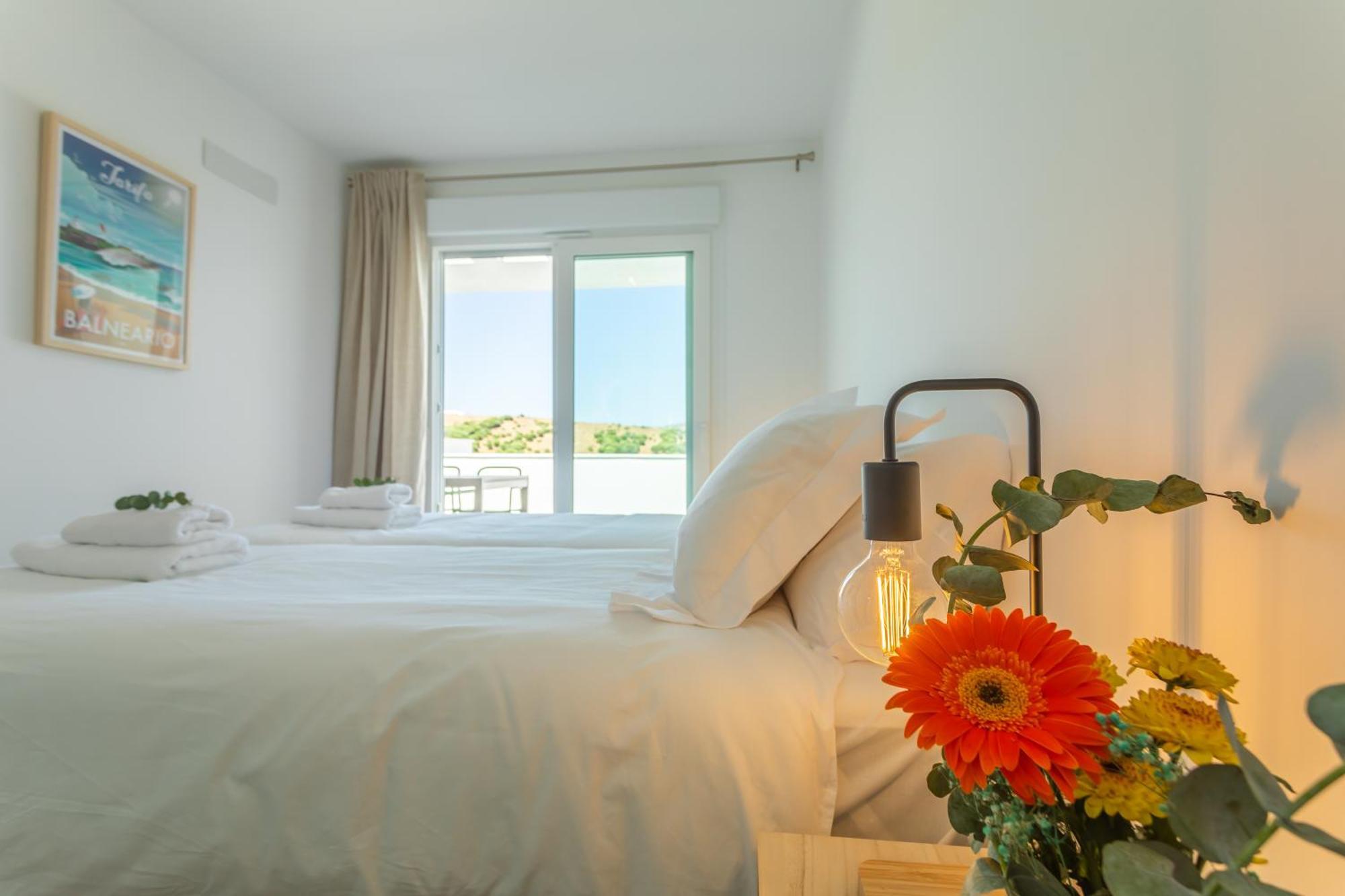 Gran Terraza Con Vistas, Piscina & Wifi - Aparcamiento Privado